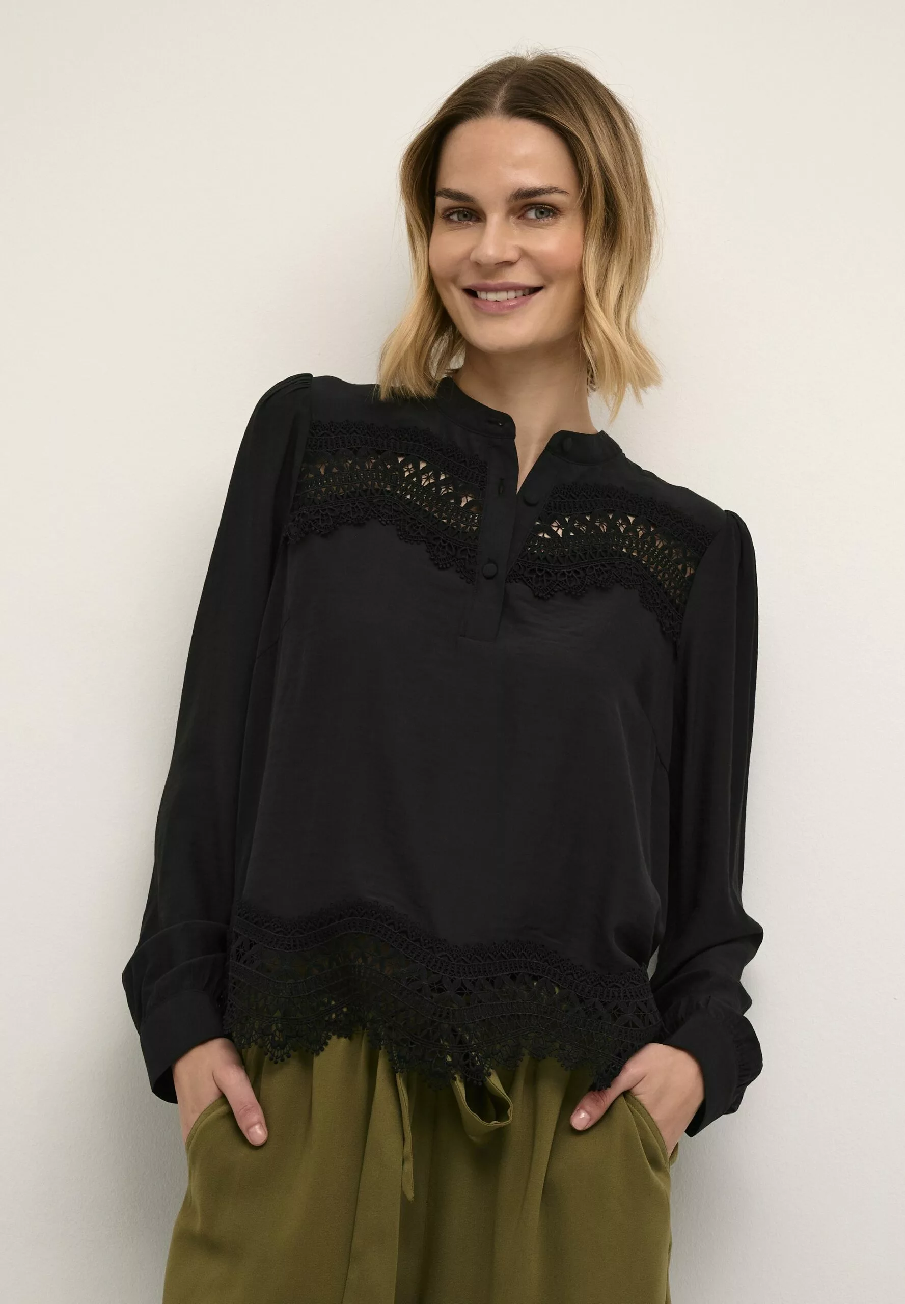 Culture Cutiffany- Blouse - Black