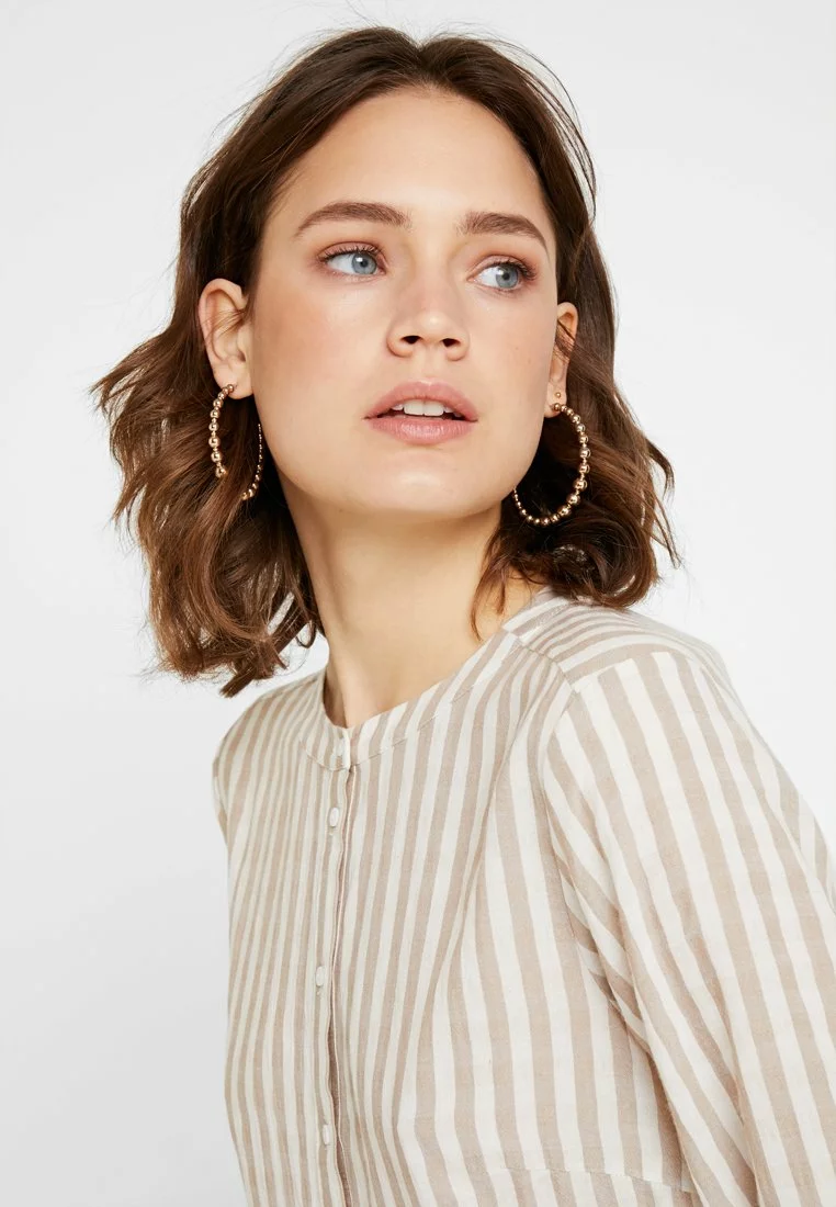 Culture Noor Stripe Dress - Blousejurk - Sand - Afbeelding 4