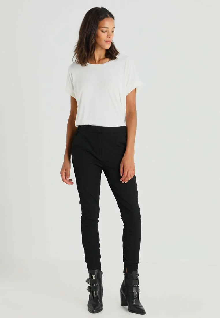 Culture T-Shirt Basic - Spring Gardenia Wash - Afbeelding 2