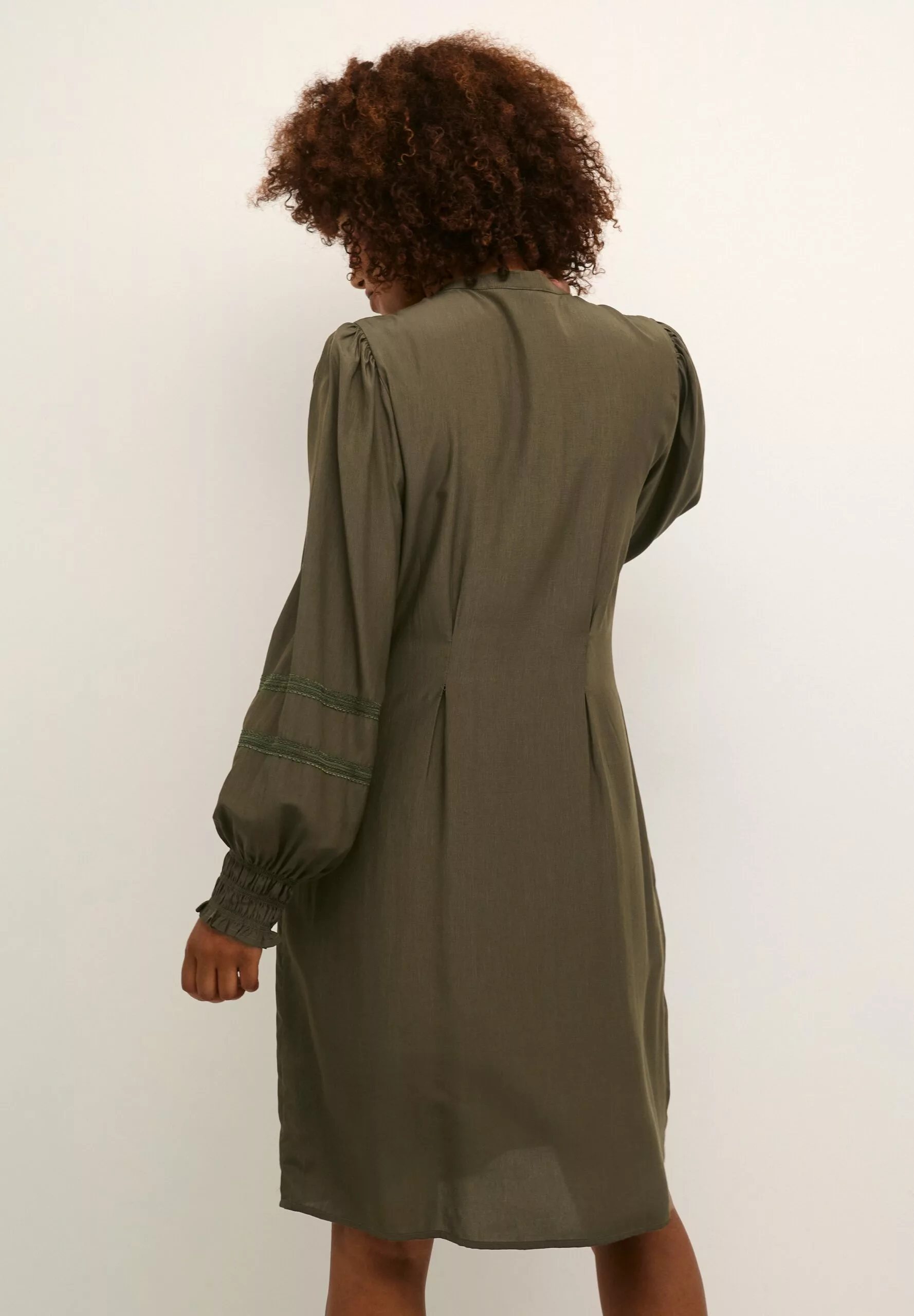 Culture Asmine - Jurk - Olive Night - Afbeelding 3