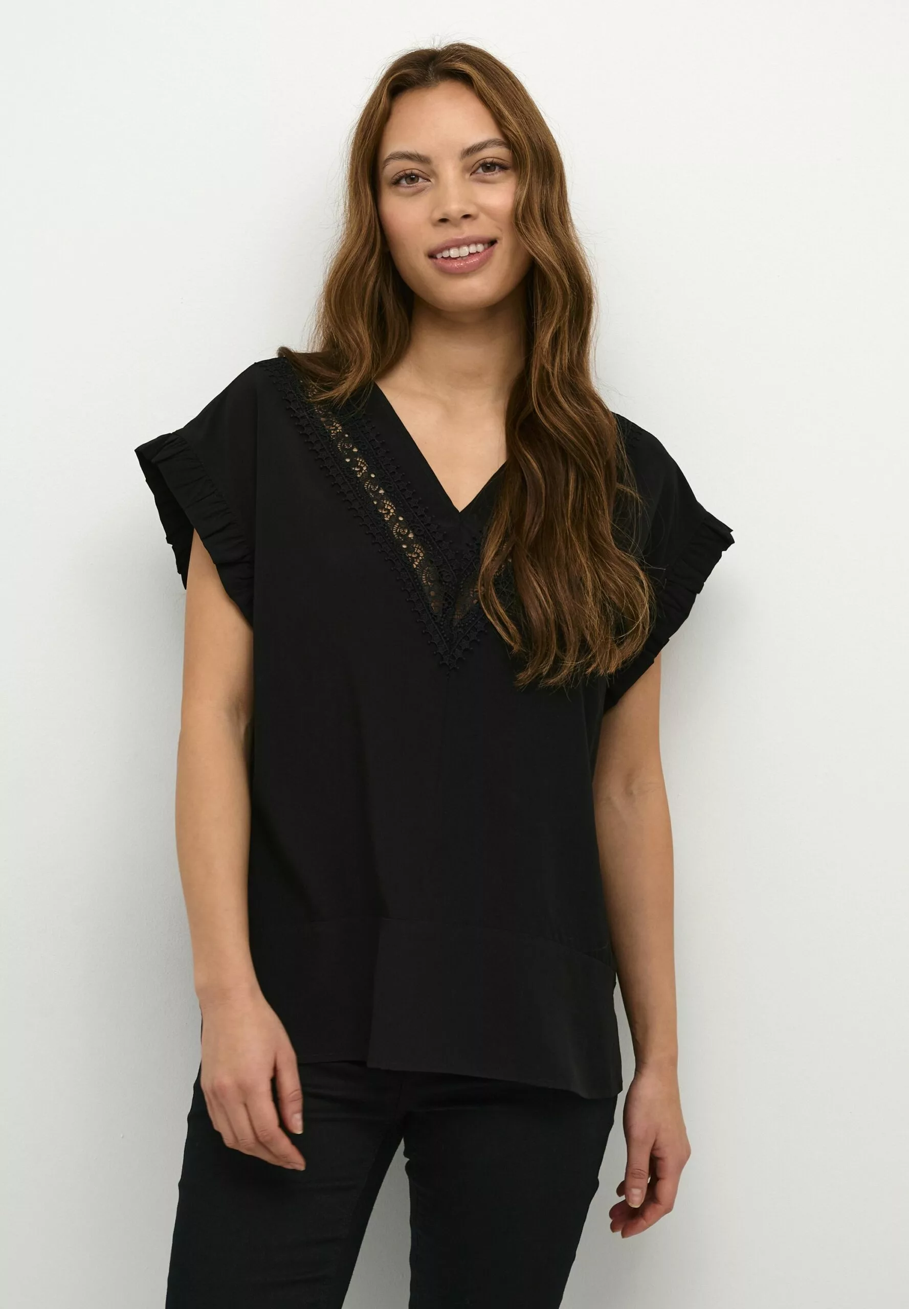 Culture Cutiffany Ss- Blouse - Black