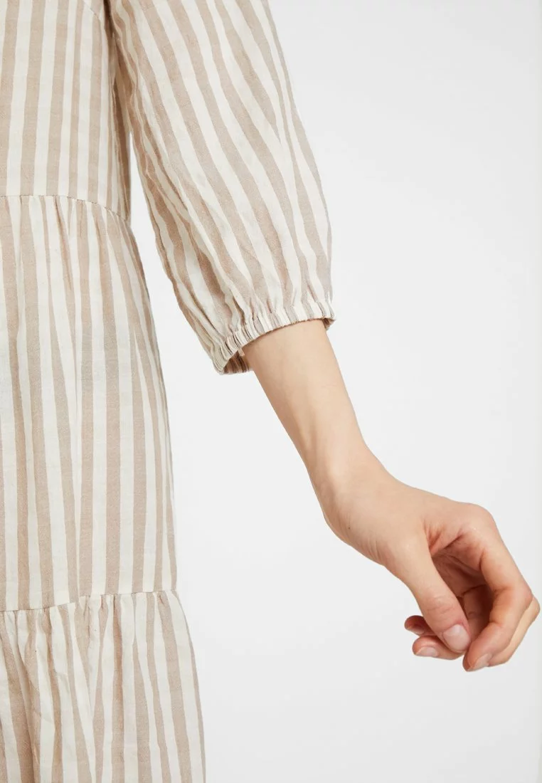 Culture Noor Stripe Dress - Blousejurk - Sand - Afbeelding 6