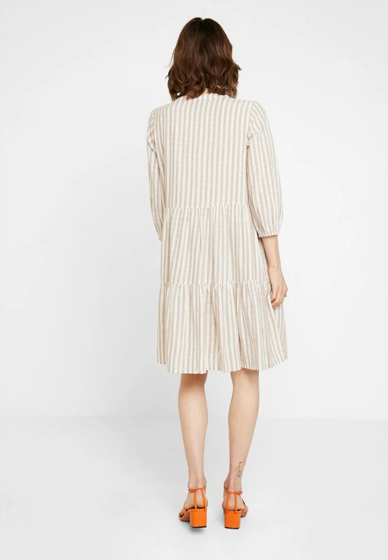 Culture Noor Stripe Dress - Blousejurk - Sand - Afbeelding 3